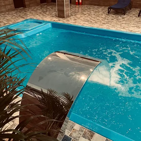 Cerbul & Wellness 3*